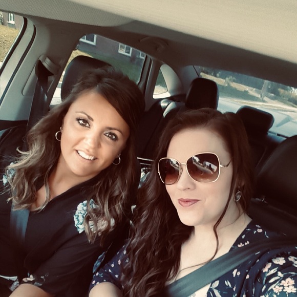 Meet your Posher, Amber - Picture 1 of 1